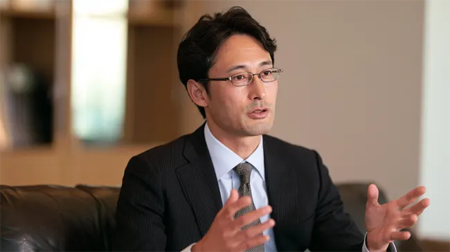 議論する大橋直久